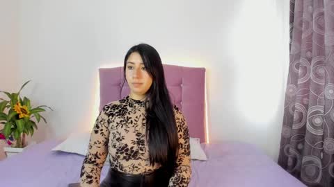 Maria paula online show from November 12, 2024, 7:40 pm