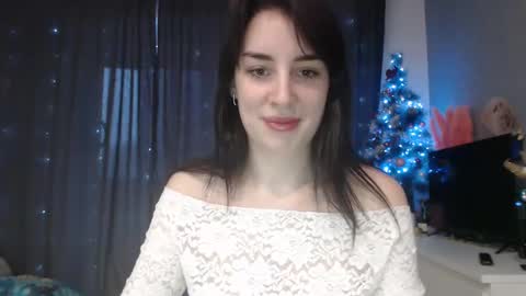 _rosalie_ online show from December 28, 2024, 7:51 am