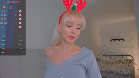 Tessa -  online show from December 25, 2024, 11:47 am