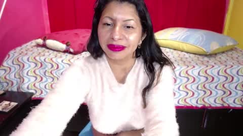 abby_milf_ online show from December 28, 2024, 7:44 pm