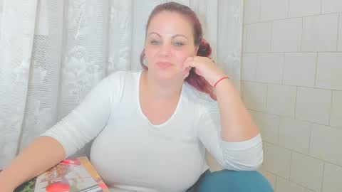 izabellamilf online show from November 18, 2024, 1:34 pm