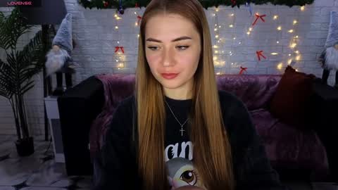 adelyna_bird online show from December 26, 2024, 7:37 am