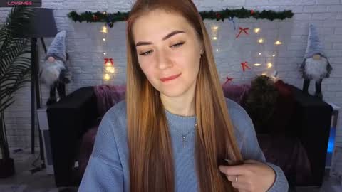 adelyna_bird online show from December 16, 2024, 7:34 am