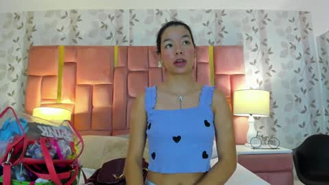 Adriana online show from December 28, 2024, 6:49 pm