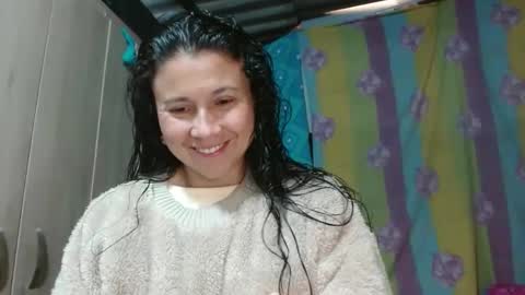 Adriana Tellez online show from November 11, 2024, 3:39 pm