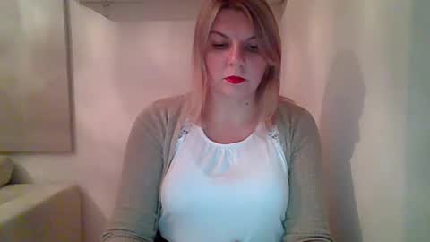 Adrianna online show from December 4, 2024, 8:22 pm