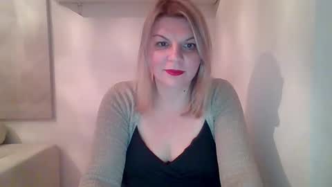 Adrianna online show from December 2, 2024, 7:08 pm