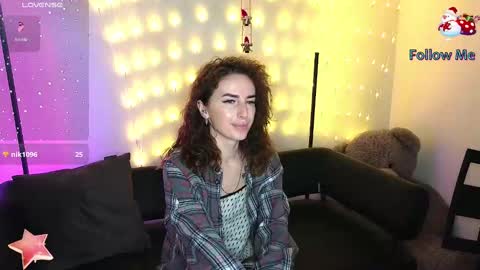 Adriana online show from December 23, 2024, 6:03 am