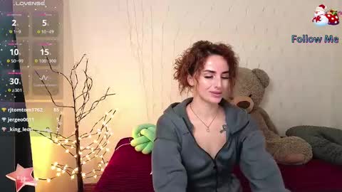 Adriana online show from December 18, 2024, 7:06 pm