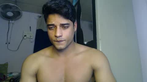 Aestheticsigmarizz online show from November 19, 2024, 3:28 pm