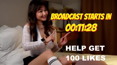 Julia online show from November 13, 2024, 3:52 pm