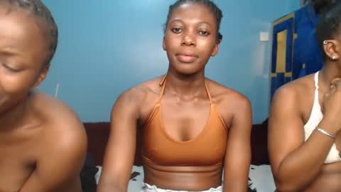 African Petite online show from December 18, 2024, 6:26 am