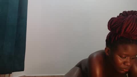 african_sidechick online show from January 15, 2025, 2:40 pm