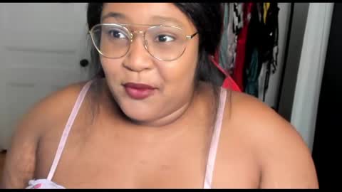 Montrals best BBW online show from November 24, 2024, 5:53 am