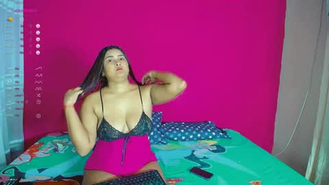 aisha_stacey0410 online show from November 26, 2024, 3:29 am