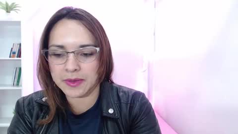 aixa_johnson online show from December 17, 2024, 3:16 pm