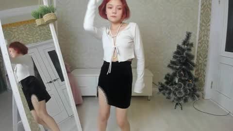 ake_sun online show from December 13, 2024, 5:39 pm