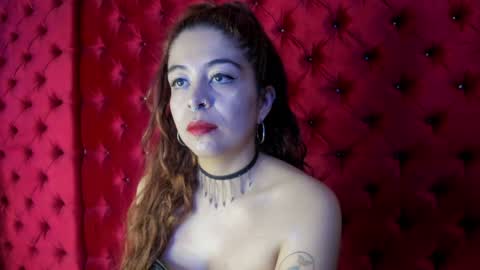 alaia_lovee online show from January 2, 2025, 5:16 am