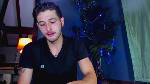 alejo_323__ online show from January 3, 2025, 2:40 am