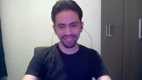 alejo_shy online show from December 8, 2024, 5:39 am