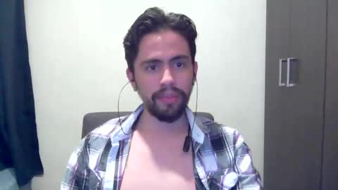 alejo_shy online show from November 25, 2024, 4:37 am