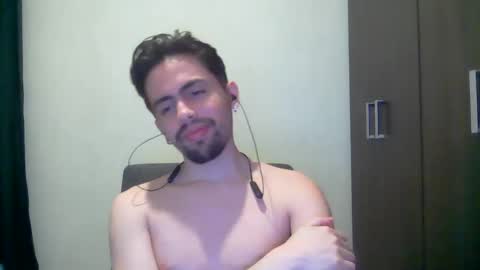 alejo_shy online show from December 10, 2024, 5:43 am