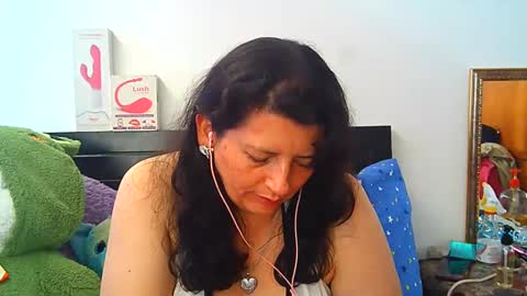 Alinne088 alexxa online show from January 19, 2025, 5:04 pm