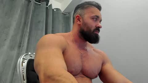 alexmusclegod online show from November 25, 2024, 2:05 am