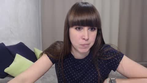 alice_59 online show from November 14, 2024, 12:21 pm