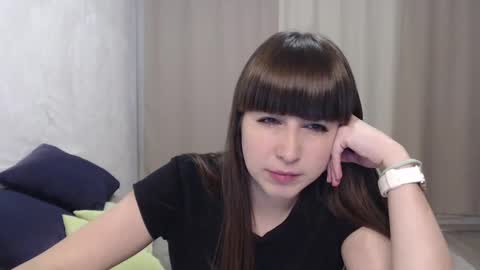 alice_59 online show from November 15, 2024, 1:00 pm