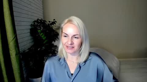 alicee__grace online show from November 28, 2024, 11:40 am