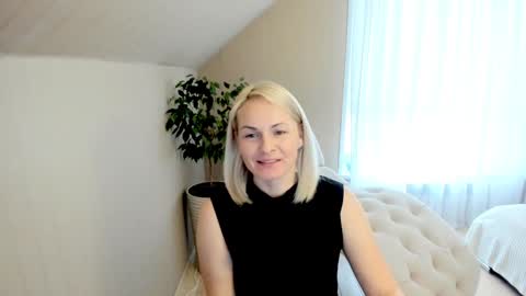 alicee__grace online show from December 9, 2024, 7:09 am