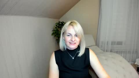 alicee__grace online show from December 15, 2024, 7:14 pm