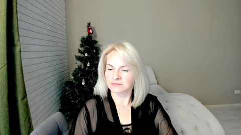 alicee__grace online show from December 6, 2024, 9:45 am