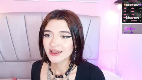 alicemillerr_ online show from December 17, 2024, 7:05 pm