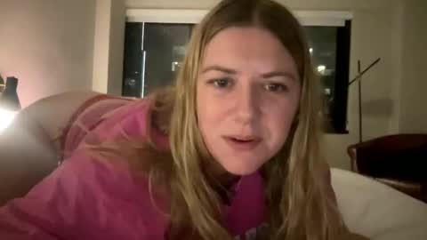 allyanalangel online show from November 18, 2024, 8:22 am