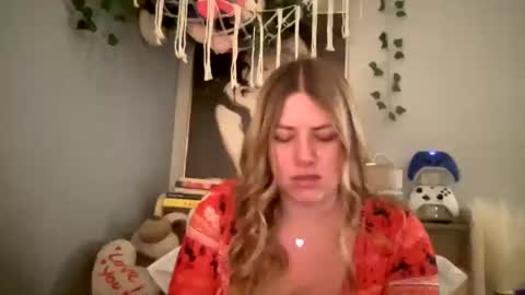 allyanalangel online show from January 6, 2025, 5:06 am