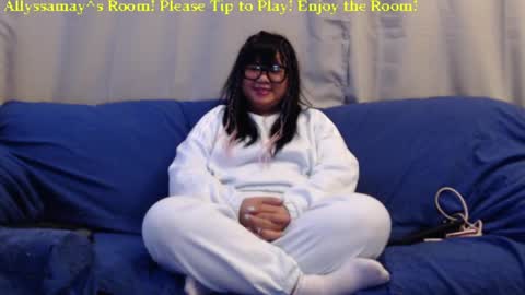 Allyssamay online show from November 25, 2024, 3:02 pm