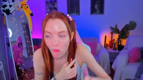 alyssa_smitt online show from December 5, 2024, 6:57 am