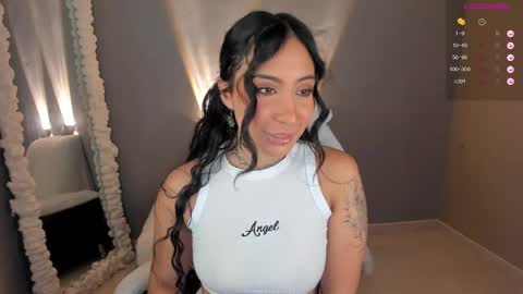 amber_curly online show from November 27, 2024, 5:42 pm