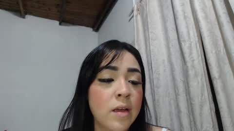 ami_rosee online show from February 12, 2025, 7:08 am