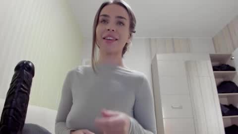 Kristina online show from November 24, 2024, 4:38 am