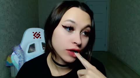 amy lul online show from January 1, 2025, 4:36 pm