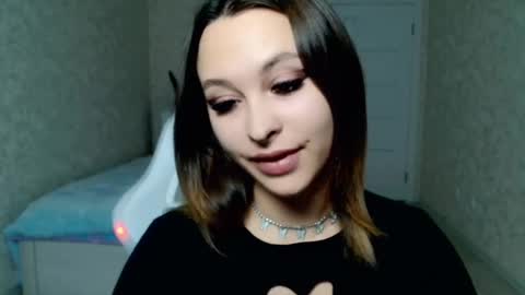 amy lul online show from December 19, 2024, 4:22 pm