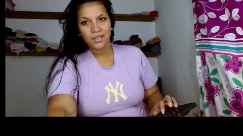 ana_lopez11 online show from December 7, 2024, 6:47 pm