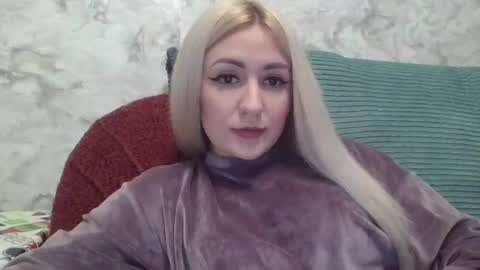 analqueen2024 online show from January 18, 2025, 5:21 am