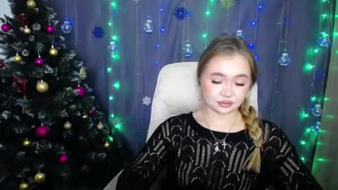 anastacyyellig online show from December 16, 2024, 7:47 pm