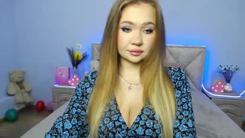 anastacyyellig online show from January 16, 2025, 7:57 pm