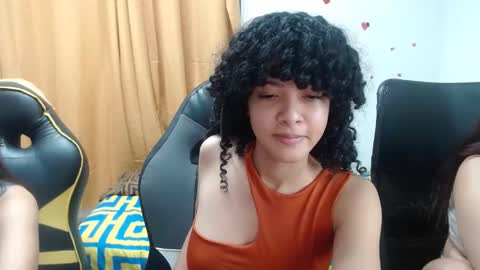 andrea_crespa1 online show from November 23, 2024, 1:22 am