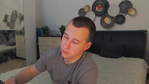 andress_ston online show from January 5, 2025, 10:05 pm